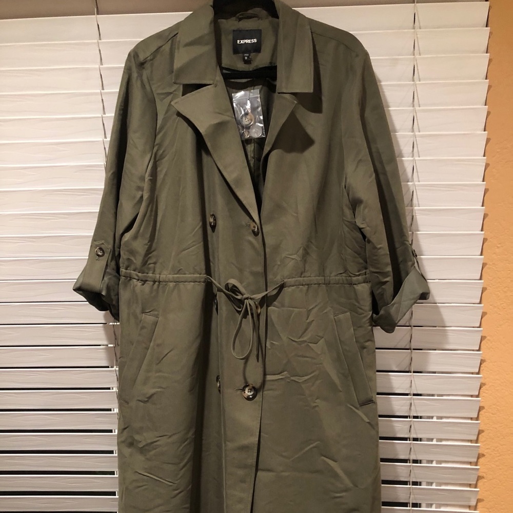 Green express drawstring waist trench